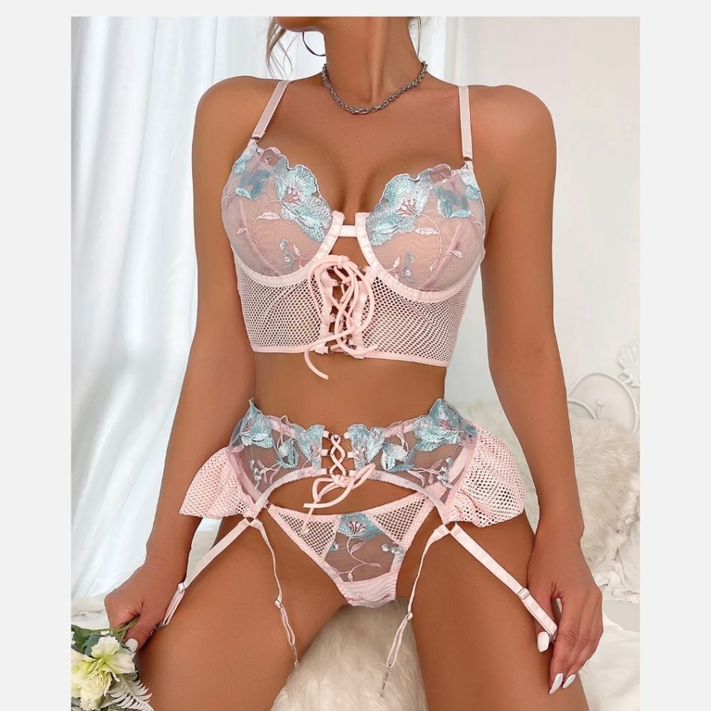 Women Garter Lingerie Sexy Sheer Bra With Embroidery Floral 4 Piece Lingerie Set - Picture 10 of 11